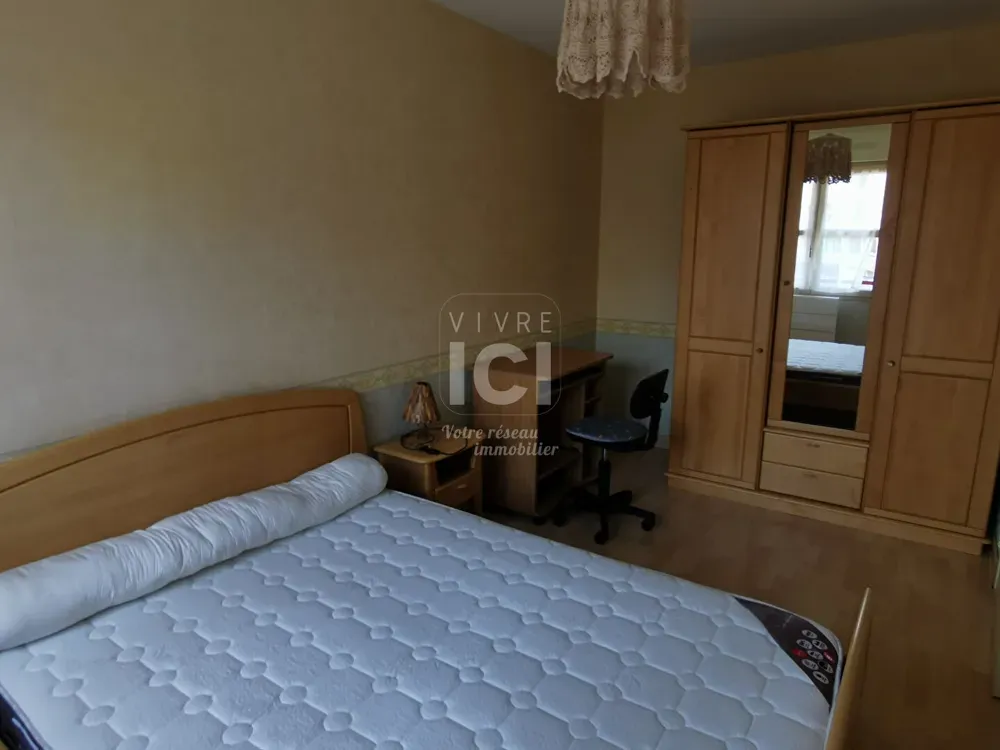 Magamistoad - 3-Bedroom Apartment with Balcony in Angers