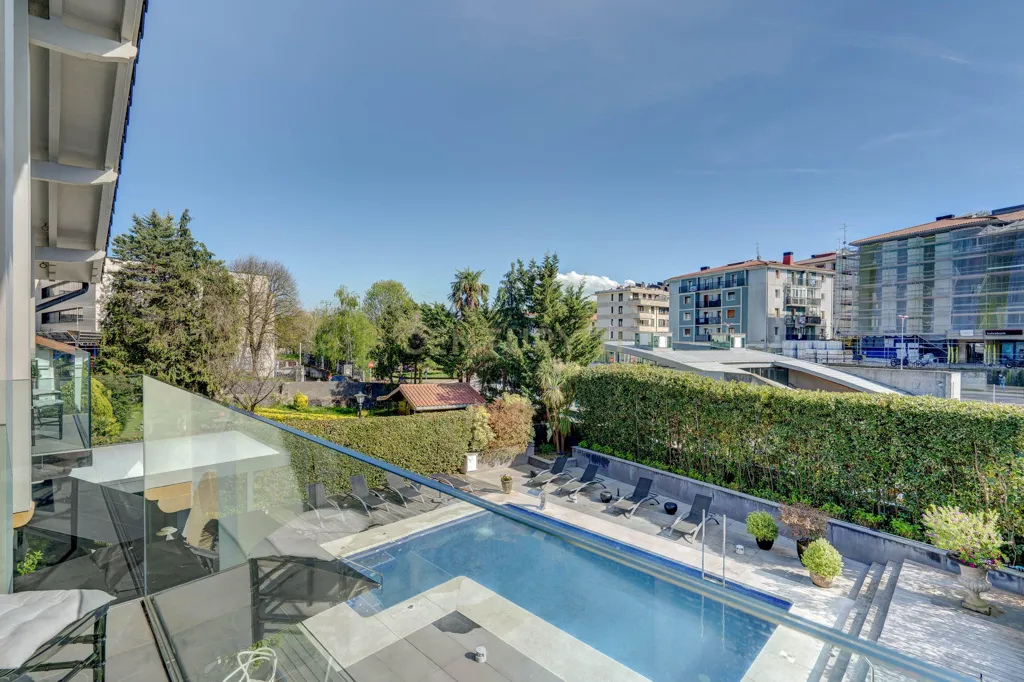 pool_area