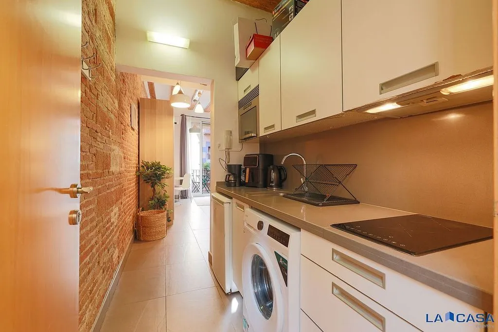 Köök - Reformed Flat with Balcony in El Raval