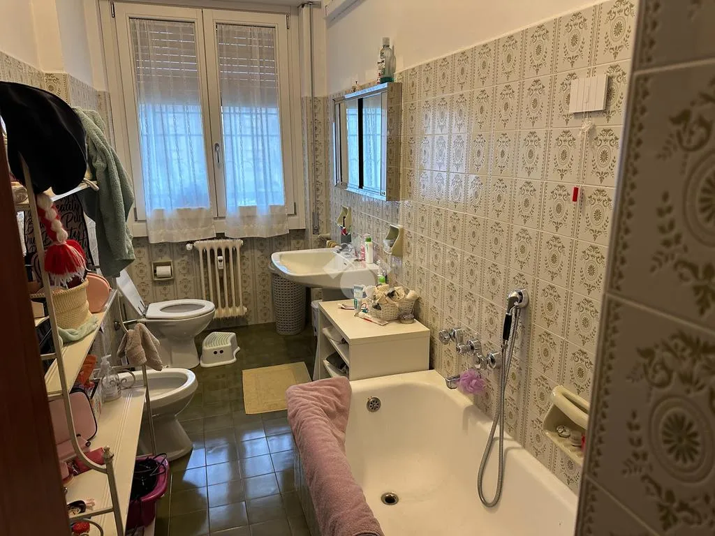 Salles de bain - Shared 4-Room Apartment near Brescia Metro