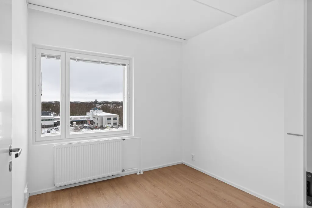 Toad - Student Apartment with Metro Access in Kontula
