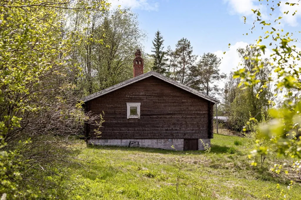 Villa with Lake View in Kärvsåsen