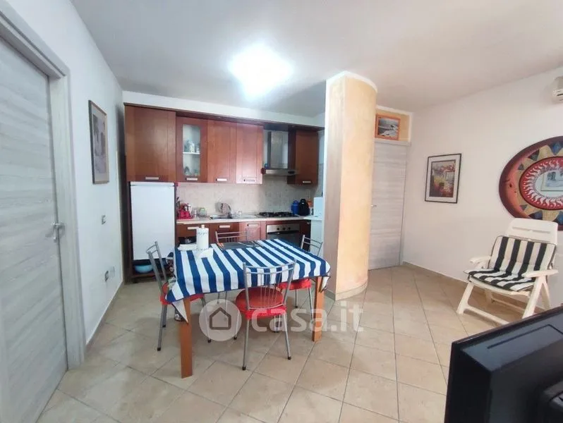 Söögituba - Ground Floor Apartment with Private Courtyard in Bosa