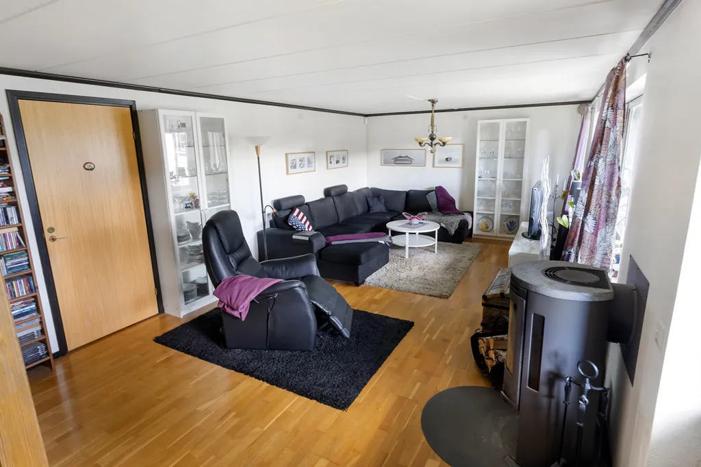 Séjour - Souterräng Villa with Garden in Borsökna