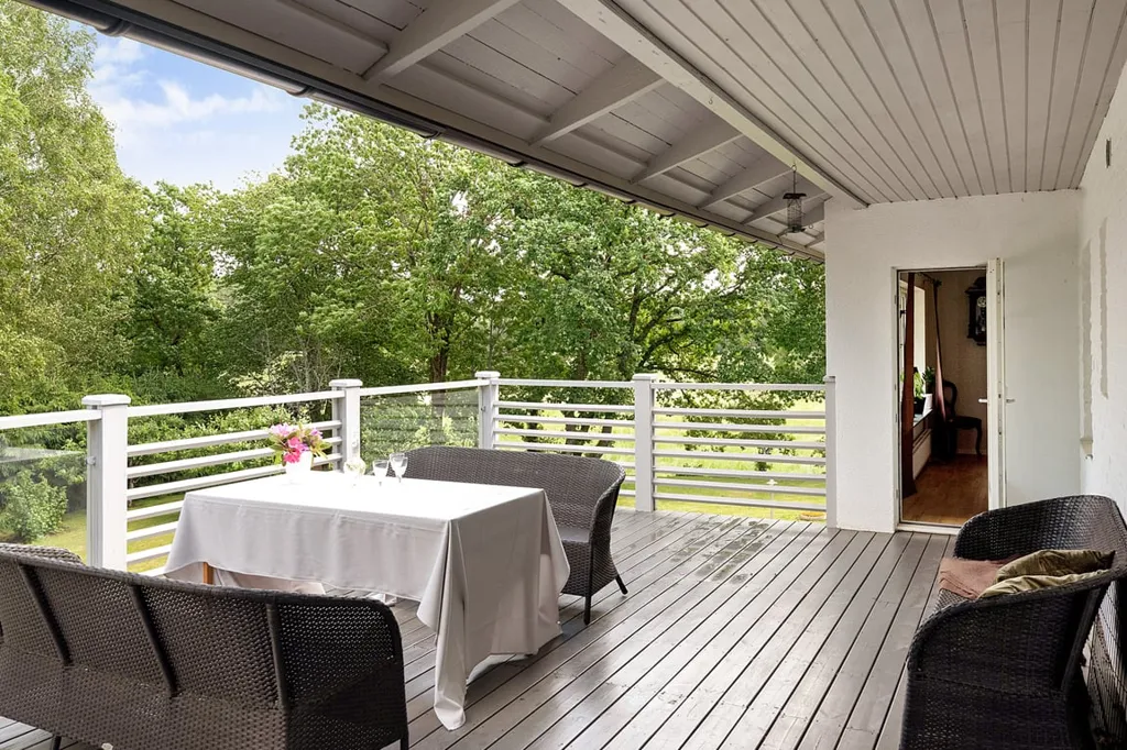 Terrass - Country Souteräng Villa with Pool in Sweden