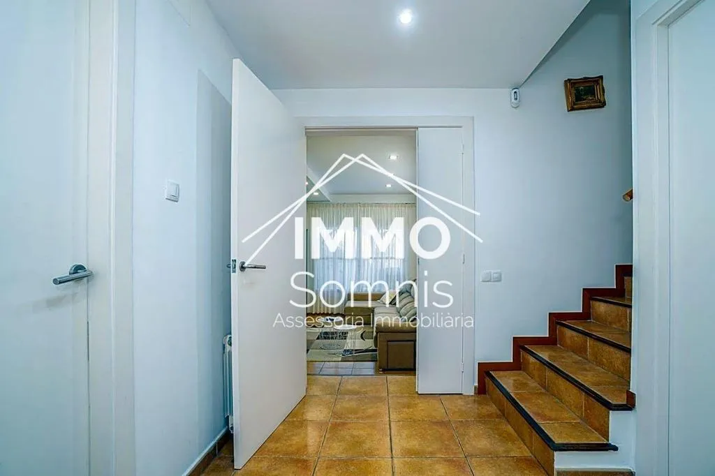 Ingresso - Townhouse with Pool in Torroella de Fluvià