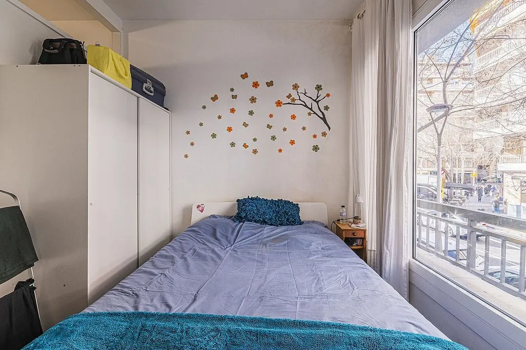Magamistoad - Apartment with Potential in Sant Antoni, Barcelona
