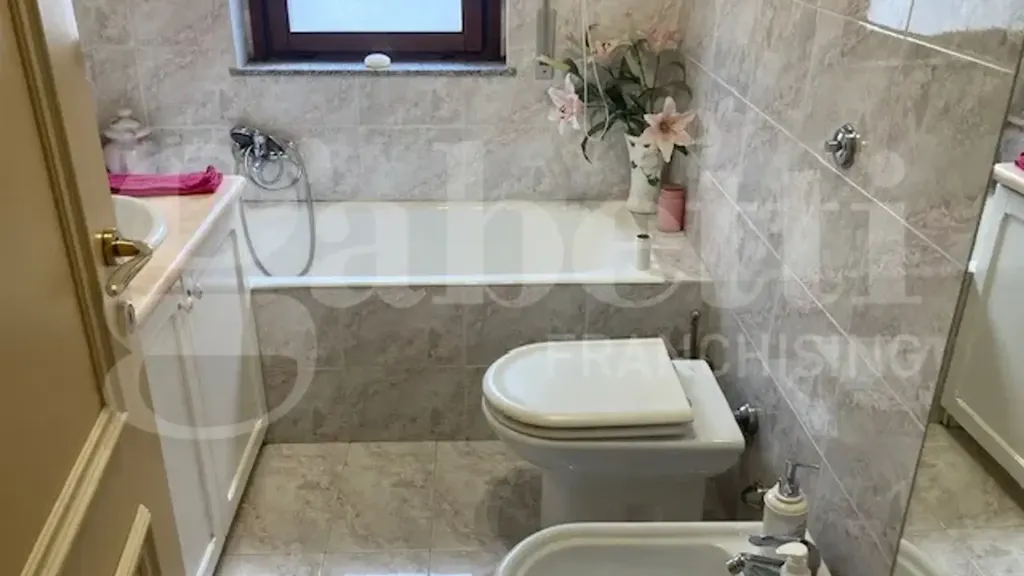 Bagni - Modern Flat with Balcony in Brindisi