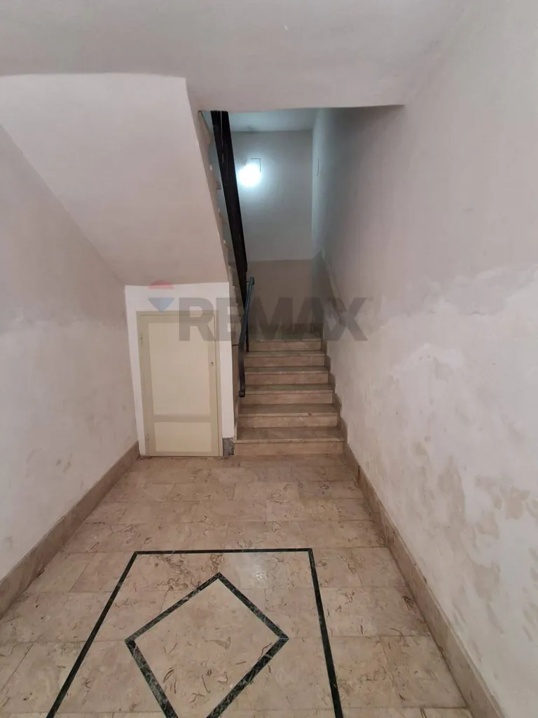 Toad - Unfurnished Flat with Balcony in Favara