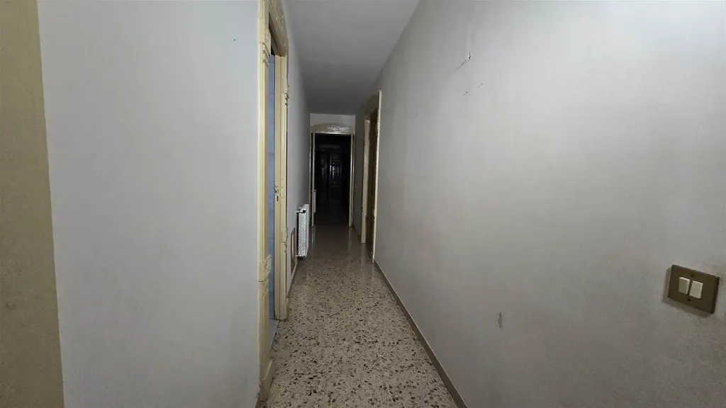 Ingresso - Spacious Apartment in Historic Building, Messina