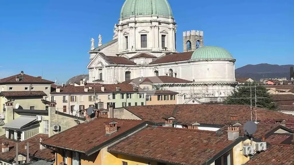 Terrass - Apartment with Panoramic View in Brescia
