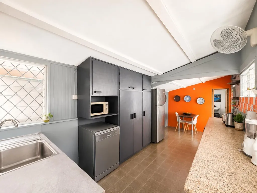 Cuisine - Maison avec Accès Plage Privé à Saint-Gilles-les-Bains