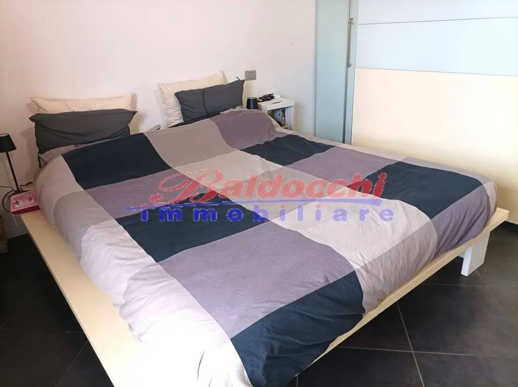 Camere da letto - Duplex con terrazzo in zona residenziale a Fano