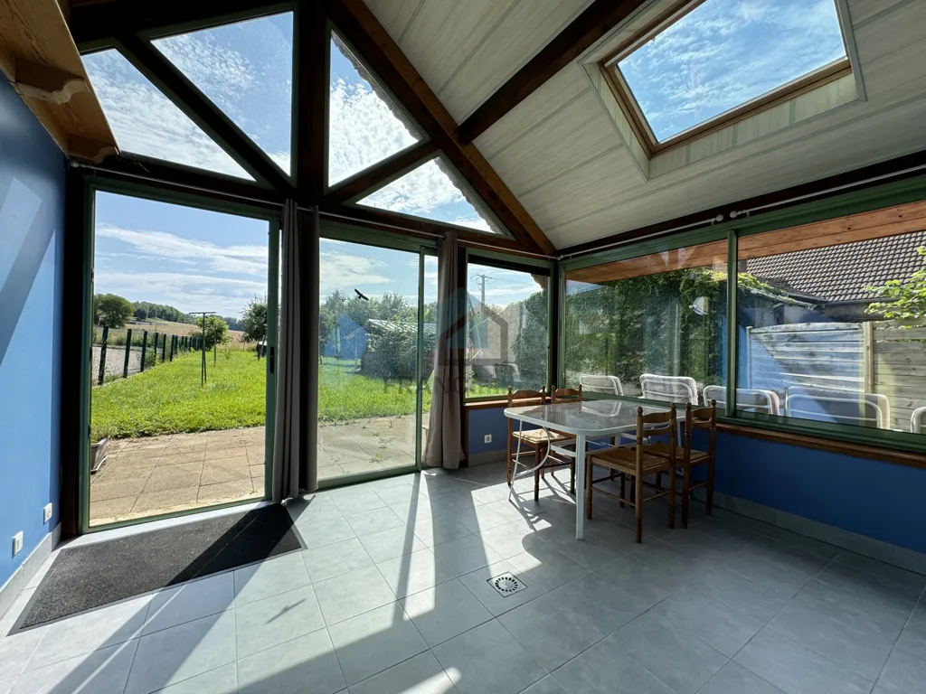 Terrasse - Maison avec Véranda et Jardin à Montecheroux