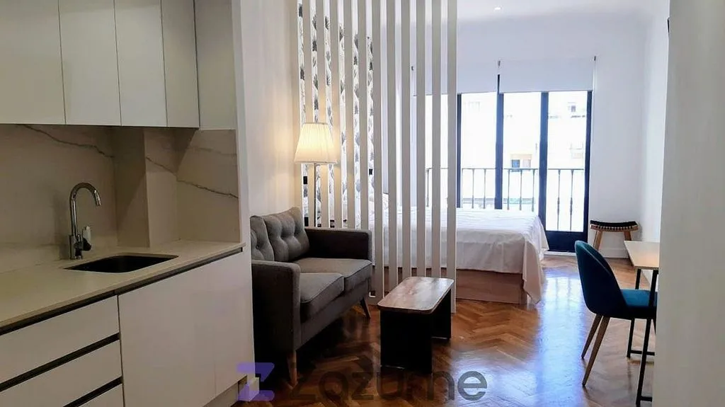 Séjour - Furnished Studio with Balcony in Gaztambide