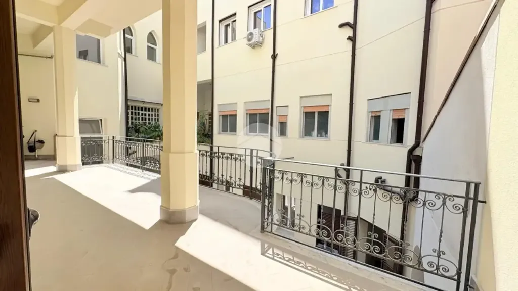 Giardino - Rearranged Studio with Balcony in Palermo