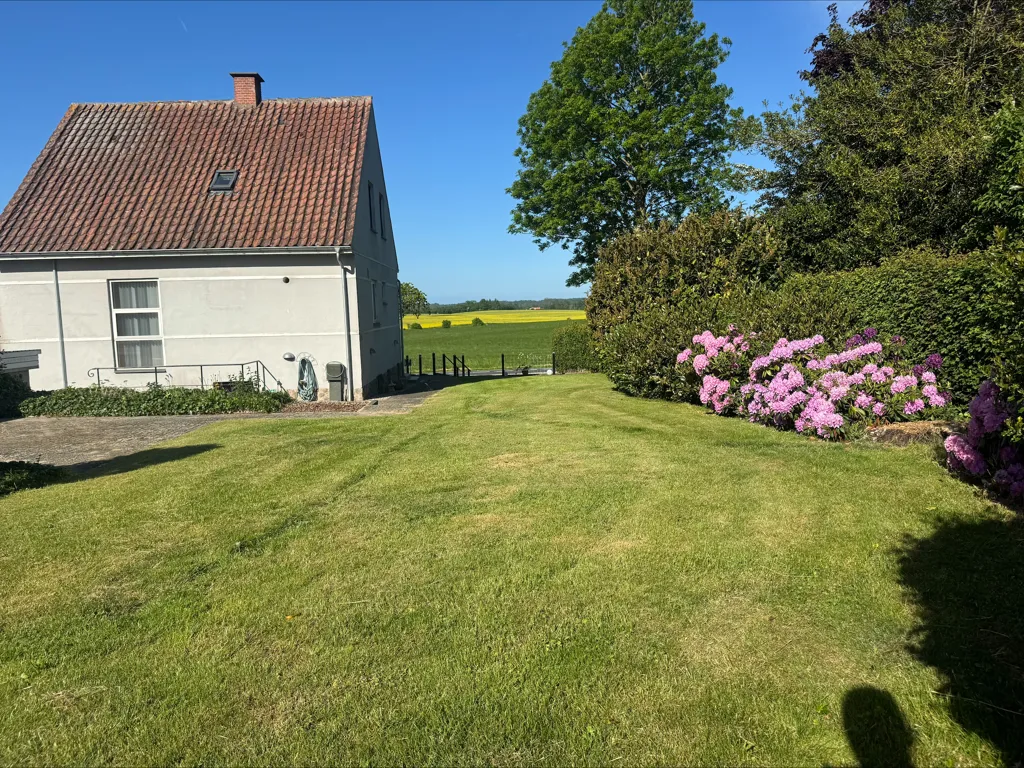 Aed - Villa with Countryside View in Hundtofte