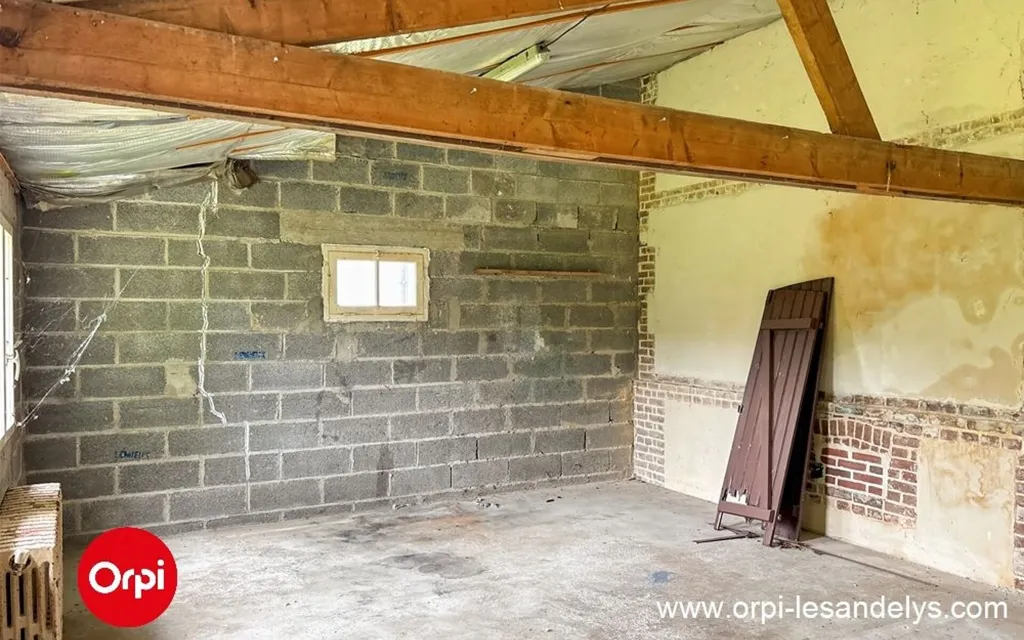 Garage - Maison Ancienne au Calme avec Jardin à Les Andelys