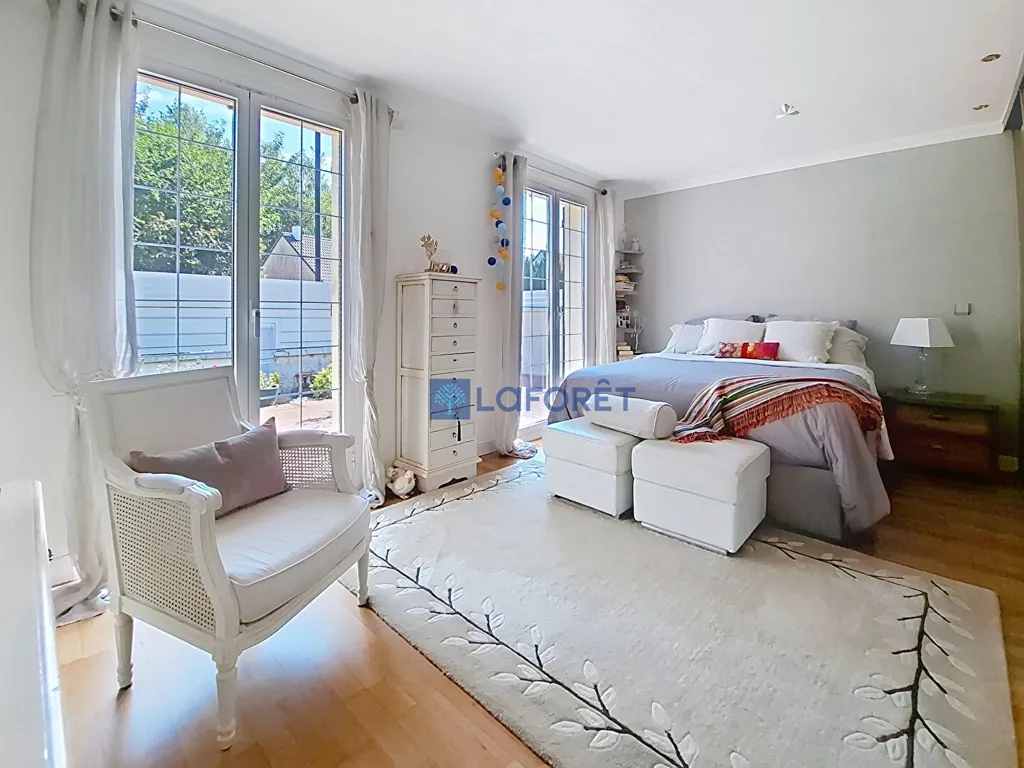 Magamistoad - Secluded House with Garden in Serris