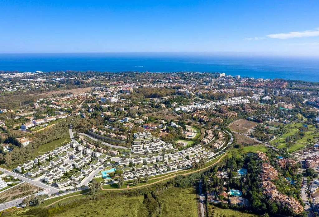 Vista aerea - New Semidetached House with Pool in Estepona