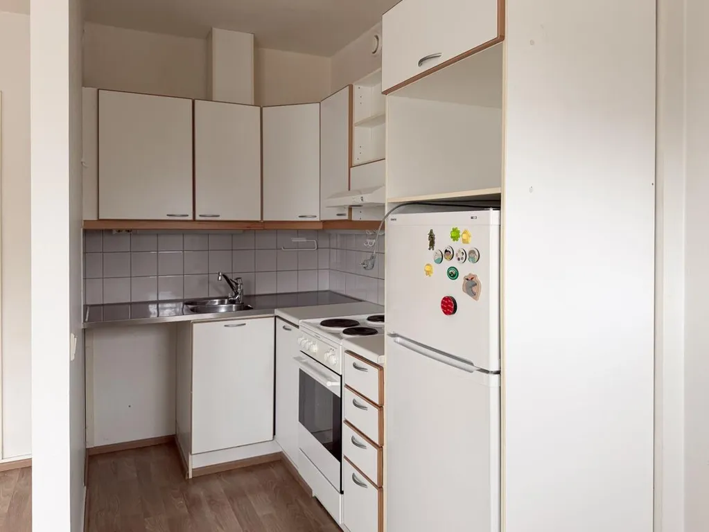 Cuisine - Bright Studio Flat with Balcony in Roihuvuori, Helsinki