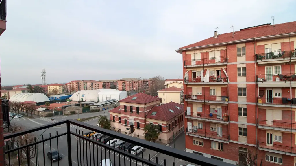 Rõdu - Elegant Bilocale with Balcony in Saluzzo