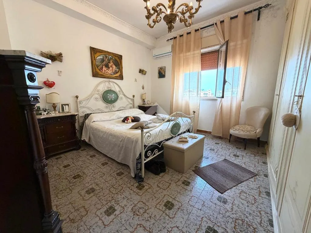 Chambres - Two-Bedroom Apartment with Balcony in Pitrè Alta, Palermo