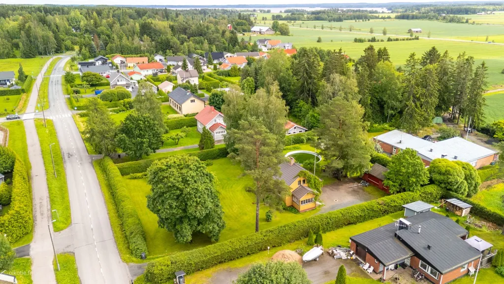 Vue aérienne - Detached House with Pool in Kuusto