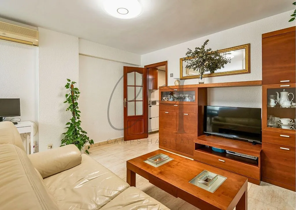 Living Room - Apartment with Sea View in Roses, Castellbell