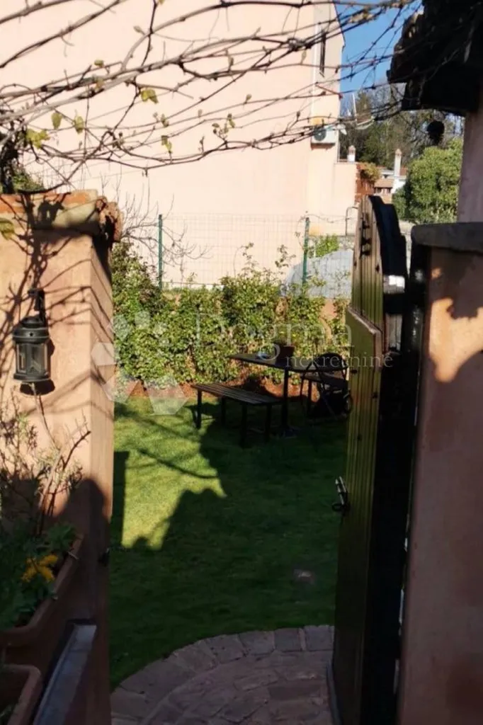 Giardino - Duplex Apartments with Sea View in Rovinj