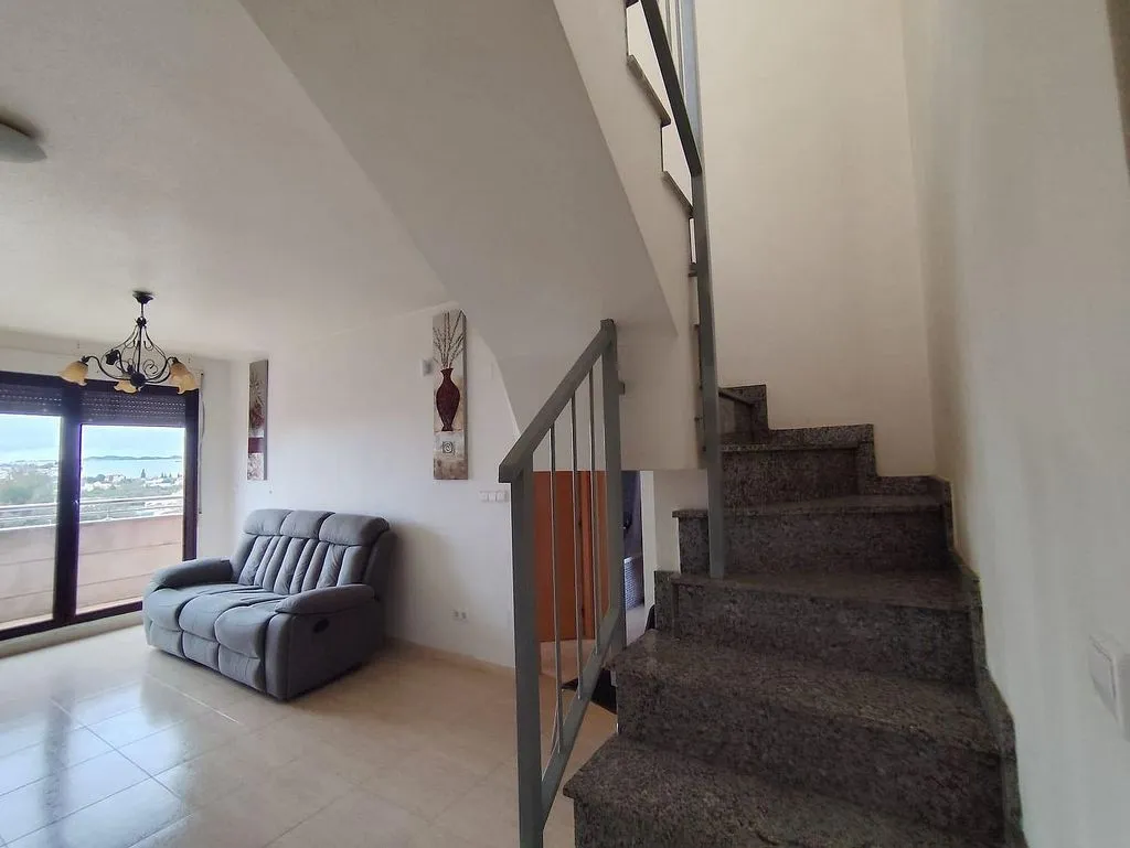 Séjour - Penthouse with Pool in Alcantarilla
