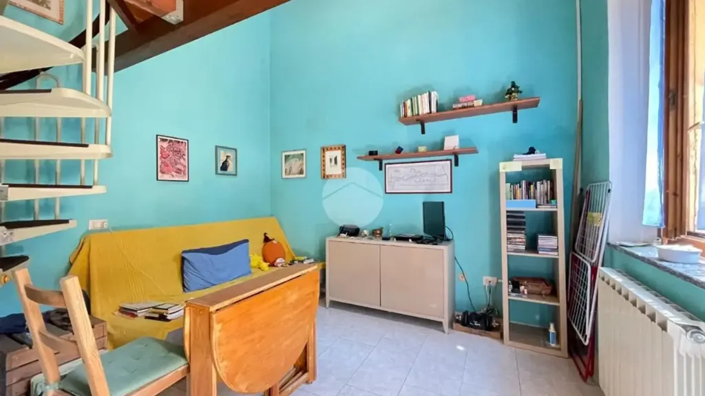 Soggiorno - Semi-Detached Studio with Mezzanine in Milan