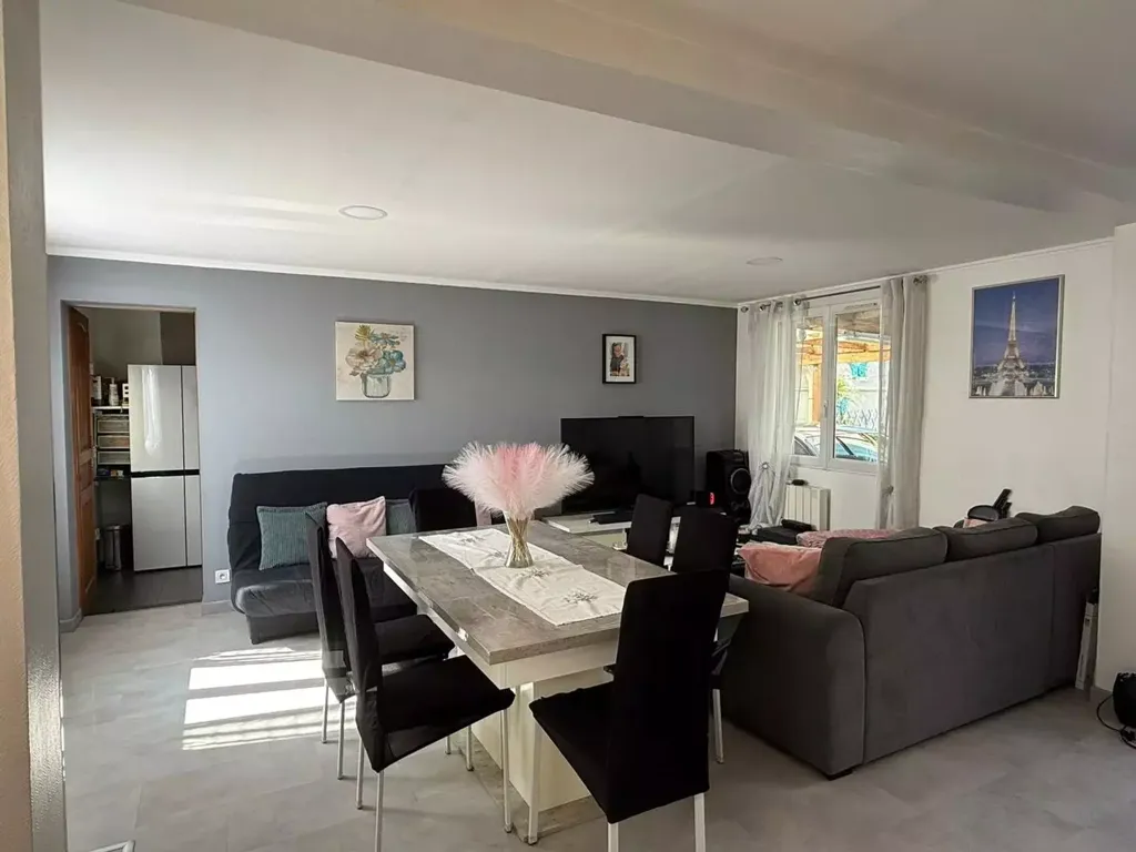 Sala da pranzo - Charming House with Garden in Argenteuil