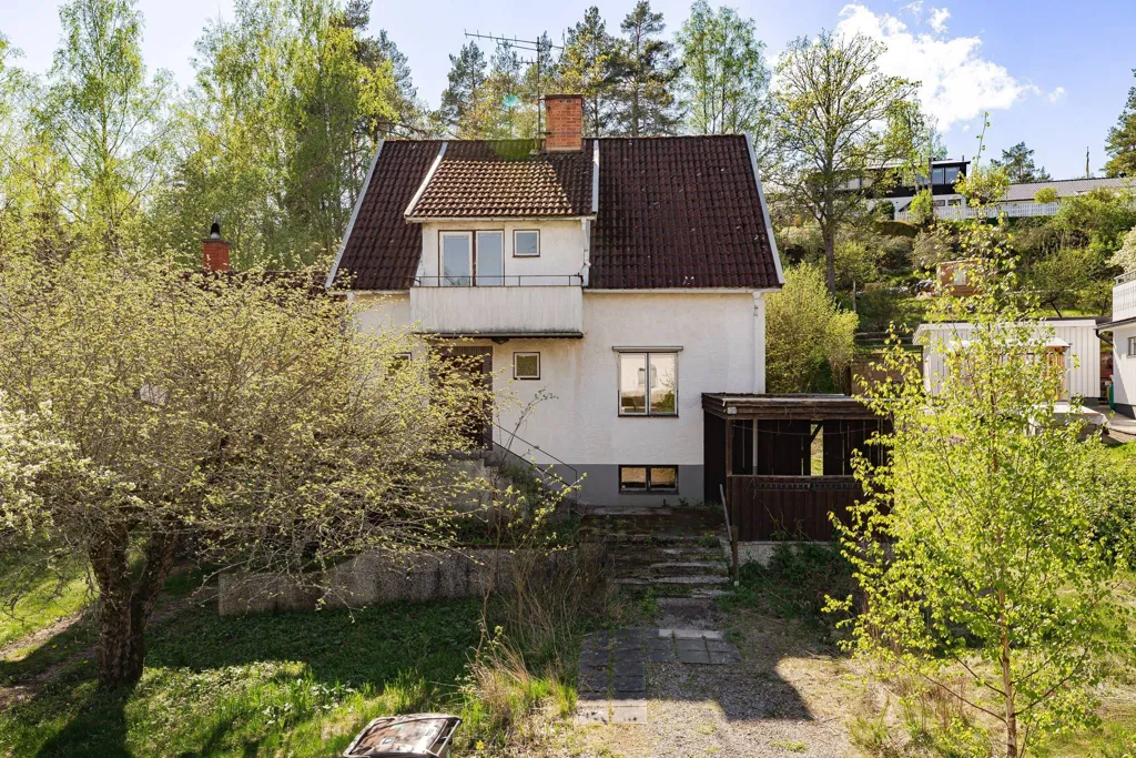 Välivaade - Charming Villa with Garden in Överum