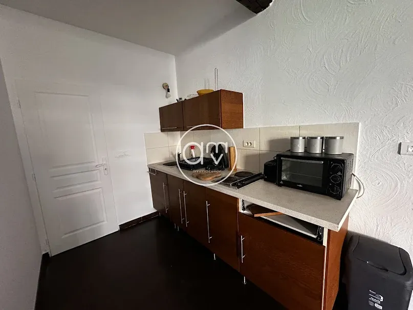 Kitchen - Furnished Flat in Saint-Roch, Toulon