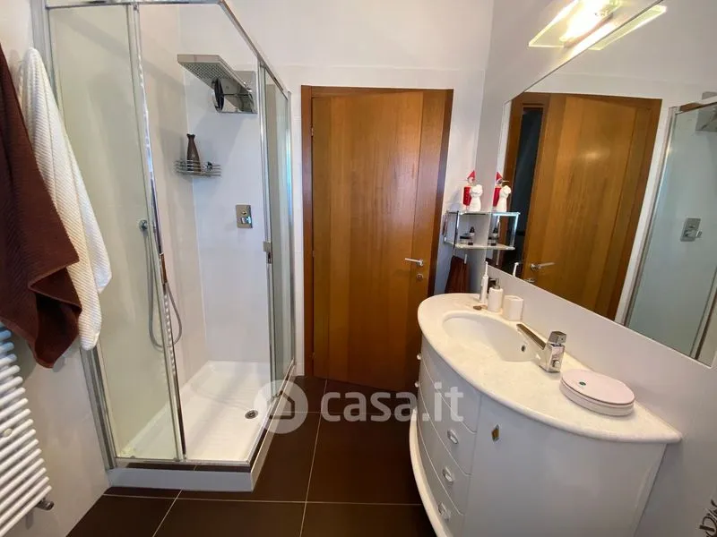 Salles de bain - Modern Terraced House with Garden in Castelfiorentino