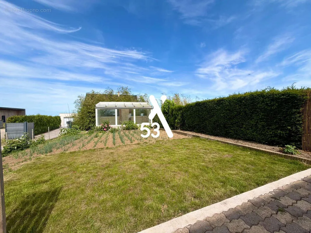 Jardin - Maison Semi-Mitoyenne avec Jardin à Leulinghem