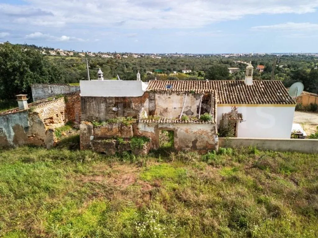 Vue aérienne - Land with Ruins in Almancil, Algarve