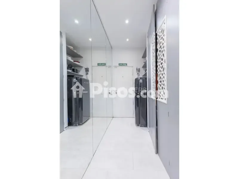 Toad - Modern Studio Flat with Balcony in Madrid Centre