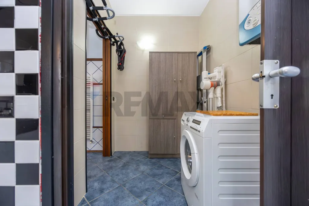 Pesuköök - Duplex Apartment with Terrace in Zelo Buon Persico