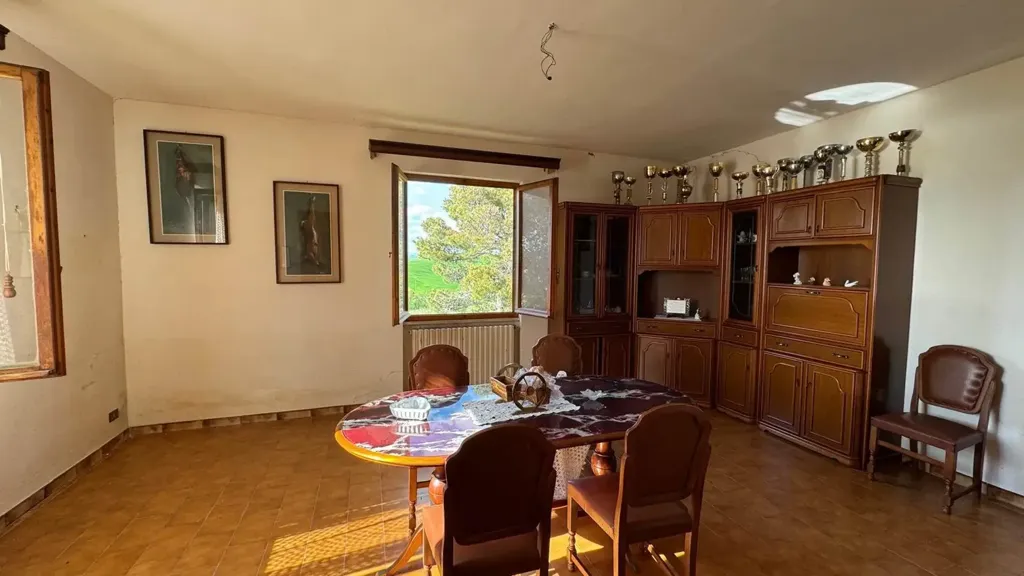 Salle à manger - Rustic Farmhouse with Lake View in Santa Luce