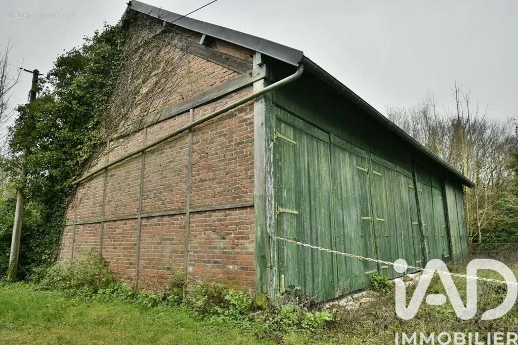 4-toaline maja asukohas Montdidier