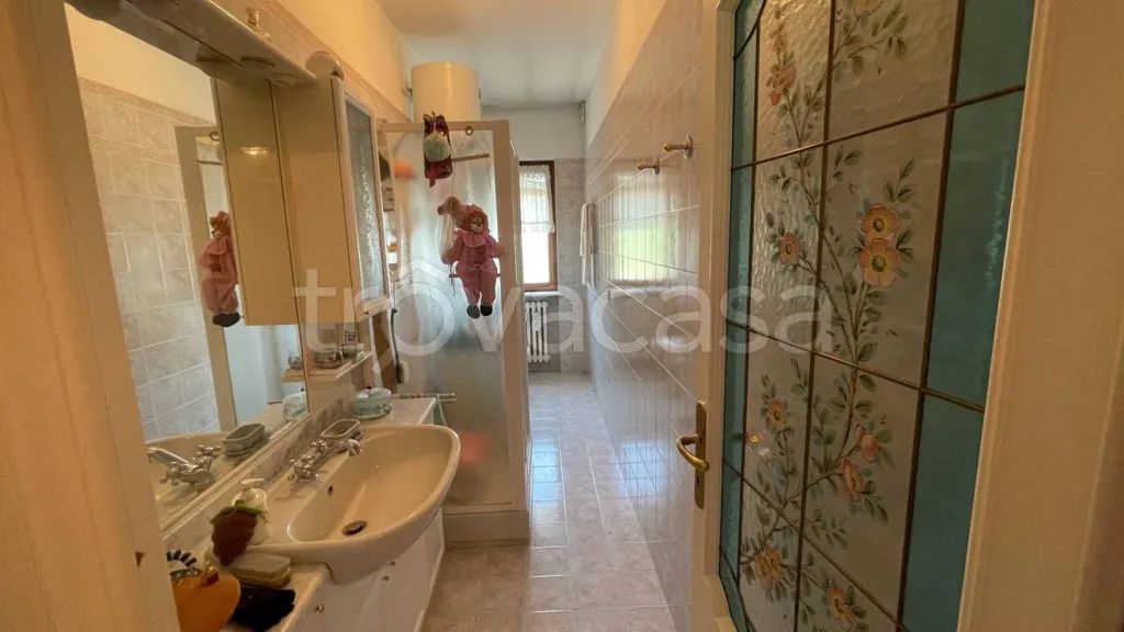 Bathrooms - Spacious Apartment with Mountain View in Lurisia