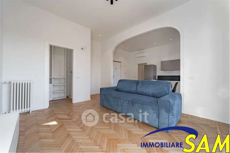 Soggiorno - Loft with Balcony in Central Milan