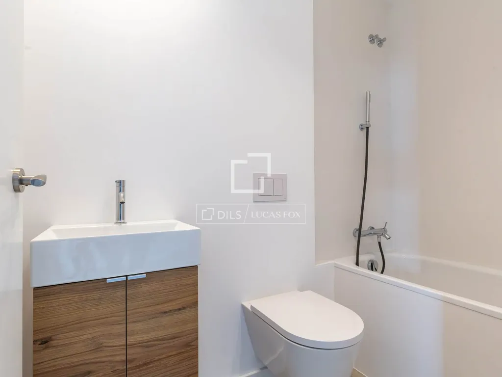 Badezimmer - Historic House with Pool in Sant Just Desvern