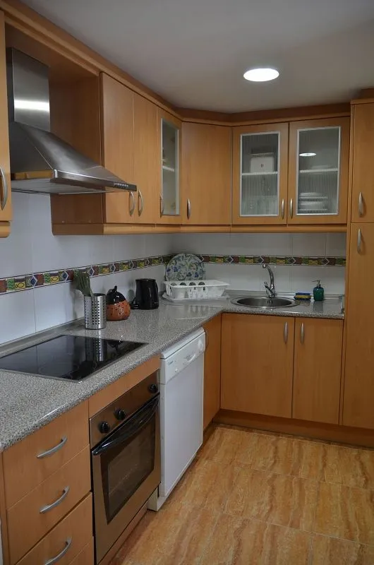Cuisine - Furnished Flat with Air Conditioning in La Malvarrosa