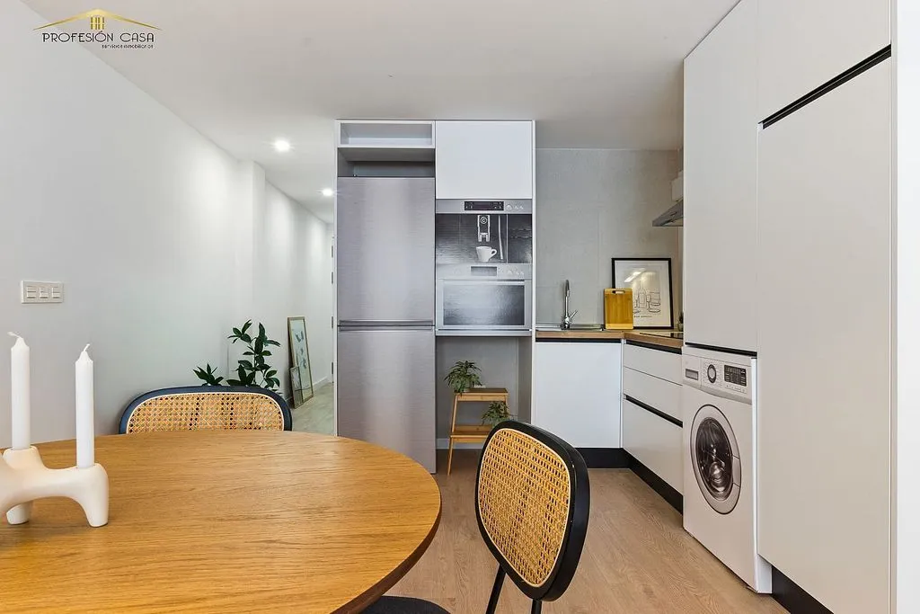 Kitchen - T2 Apartment with Balcony in Parque Ayala