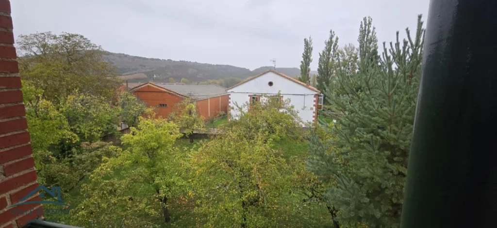 Rõdu - House with Fruit Garden in Valle de Valdelucio