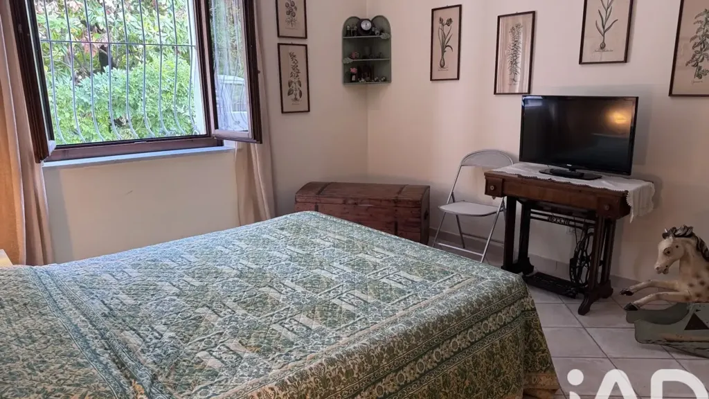 Bedrooms - Ground Floor Apartment with Garden in Querceta
