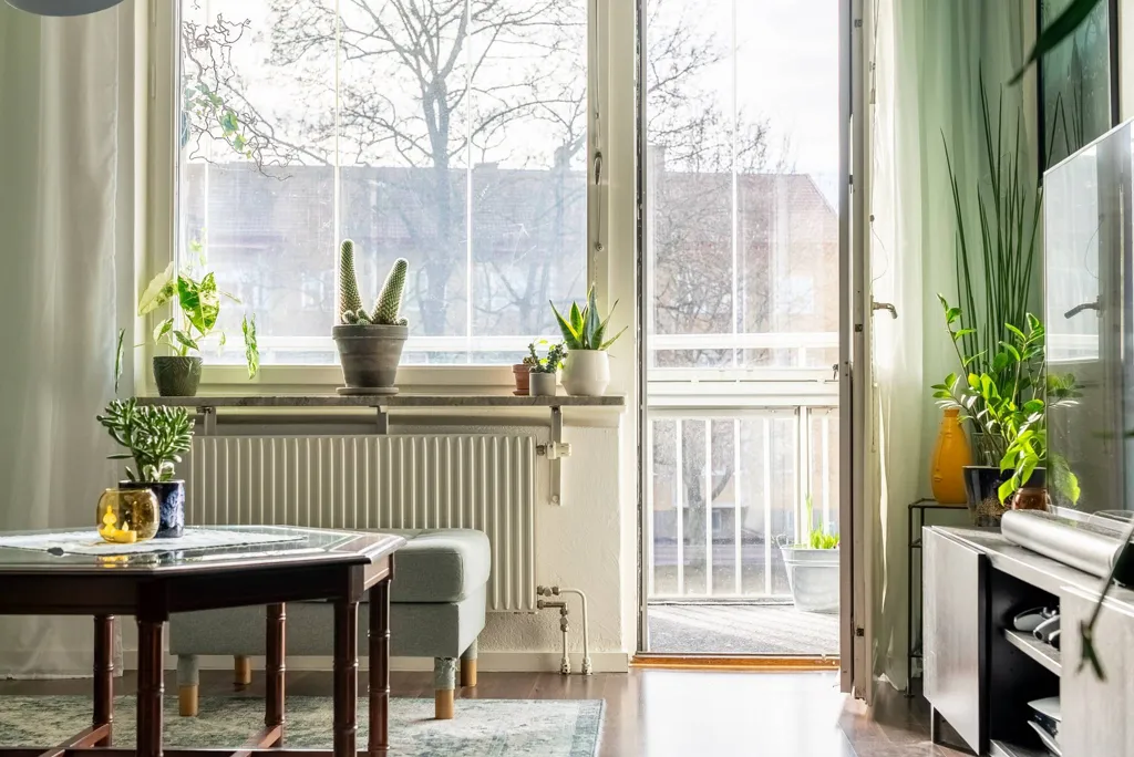 Elutuba - 50s Flat with South-Facing Balcony in Gideonsberg